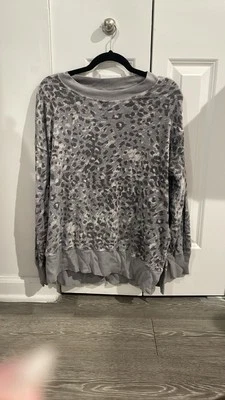 Aerie Leopard Print Gray Sweatshirt Size S Oversized Crew Neck - Image 1 of 4
