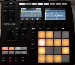 Native Instruments Maschine mk3 with carrying case, decksaver, used once. - Picture 1 of 18