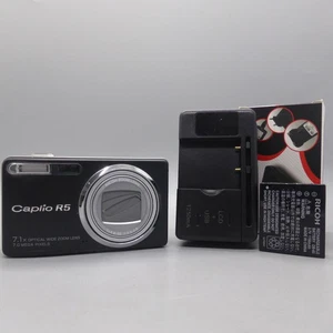 Ricoh Digitalkamera Caplio R5 7.0MP schwarz getestet mit Akku und Ladegerät - Bild 1 von 9