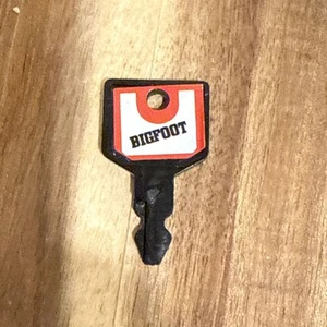 Original Vintage 1980's Playskool SST 4x4 Bigfoot Monster Truck Starter Key - Picture 1 of 3