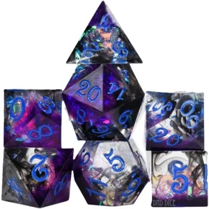 Juego de dados - Aguja Umbral - Hecho a mano - 7 dados de resina - Imagen 1 de 4