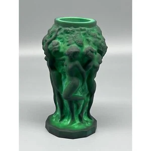 Jarrón antiguo Art Deco BOHEMIA malaquita vidrio verde desnudos arte en vidrio checo LEER - Imagen 1 de 11