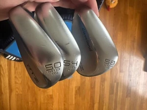 Left Hand Cleveland RTZ 50,54,58 wedge set Dynamic gold Tour issue S400 +1/4 - Picture 1 of 6