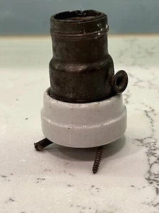 Antique P & S small porcelain & Brass pull chain Light socket. Chain Missing - Picture 1 of 8