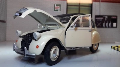 Citroen 2CV Charleston Cream Welly NEX Diecast V Detailed G LGB 1:24 Scale Model - Image 1 of 4