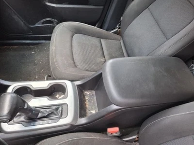 SOLO REPOSABRAZOS DELANTERO SIN CARGADOR INALÁMBRICO 15-22 CAÑÓN 3634843 Foto 1 de 4