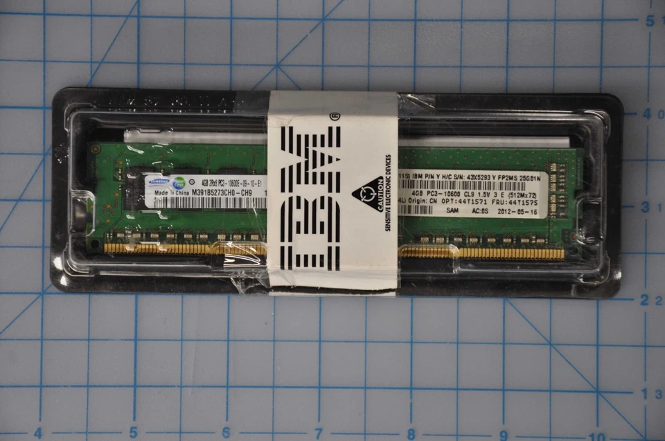 BM 4GB, 2RX8 PC3-10600 DDR3 ECC 1333MHZ, LP UDIMM, 1.5V, MEMORY 44T1575 - Image 1 of 1