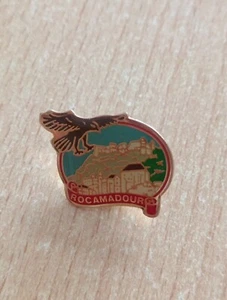 Pin's Pins Pin Enamel 32 France Ville Département LOT " ROCAMADOUR "  - Picture 1 of 2