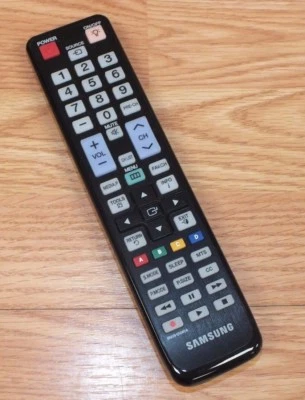 Genuine Samsung (BN59-01068A) Black TV Remote Control With Battery Cover *READ*  - Image 1 of 4