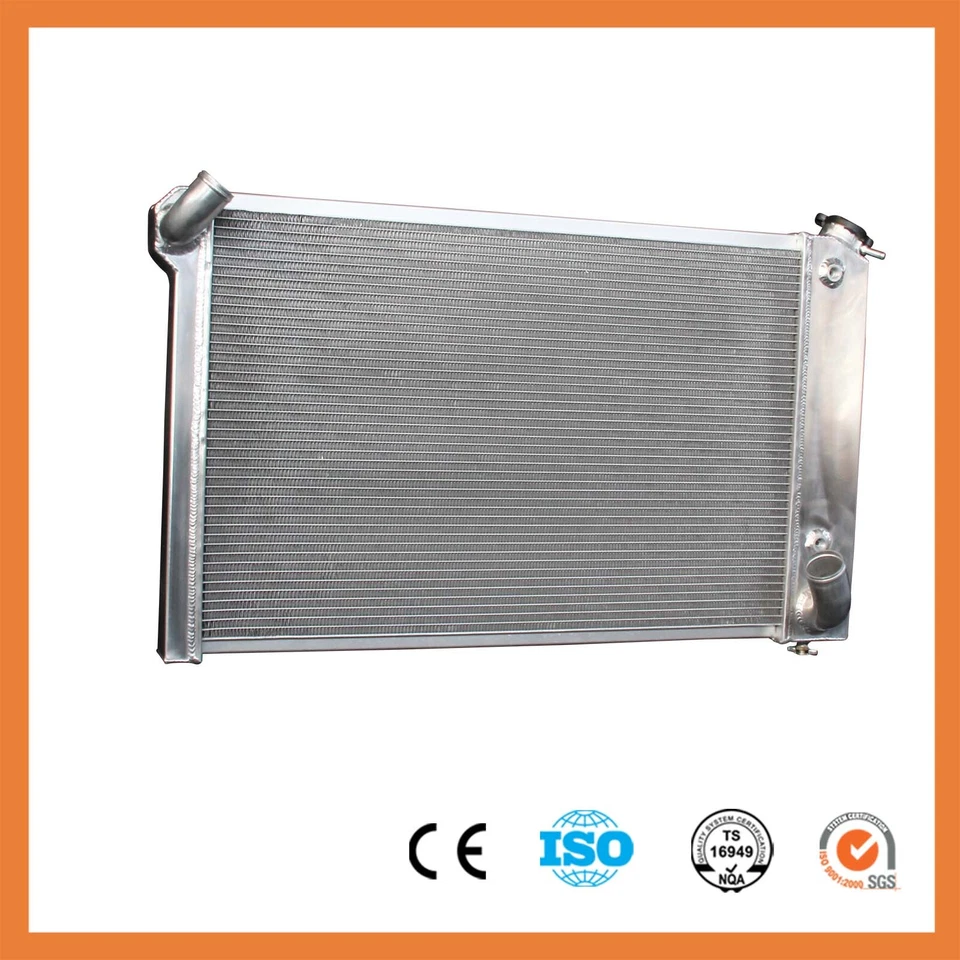 Aluminum Radiator For Chevrolet Corvette Small Block V8 5.7L 1969-1972 3 Rows AT Foto 1 de 4
