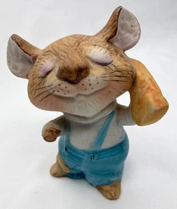 Vntg Homco 5601 Porcelain Figurine Mouse With Blue Suspenders Eating Cheese - Picture 1 of 8