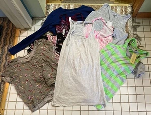 Lot Of Women’s Size Medium Clothing Lot Of 8 Pieces Some NWT - Picture 1 of 9