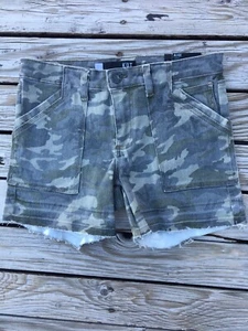 Kut From The Kloth Alice Shorts Camouflage Cutoff Frayed Hem Size 2 Women’s - Picture 1 of 11