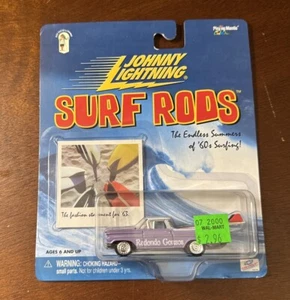Johnny Lightning Surf Rods-Redondo Gonzos W/ Surfboards-1:64 Scale-NIP - Picture 1 of 5