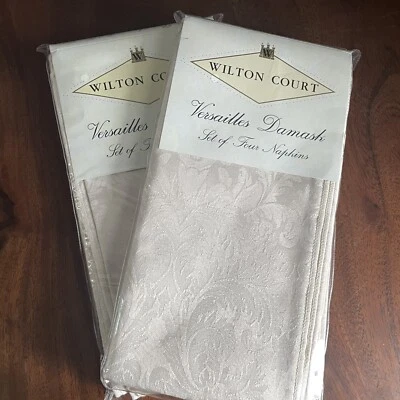 Juego de servilletas de cena damasco Wilton Court Versailles vintage de 4 x 2 paquetes marfil nuevo en paquete Foto 1 de 4