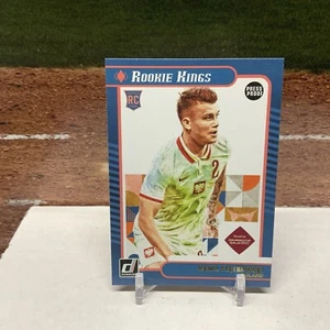2021-22 DONRUSS ROAD TO QATAR KAMIL PIATKOWSKI RC ROOKIE KINGS PRESS PROOF #10 - Picture 1 of 2
