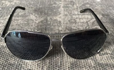 Gafas de sol Khan polarizadas KN-1170 aviador marco negro plateado Foto 1 de 4