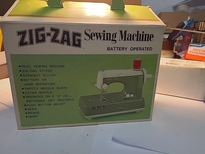 Máquina de coser vintage Zig Zag a batería con caja original no funciona Foto 1 de 4