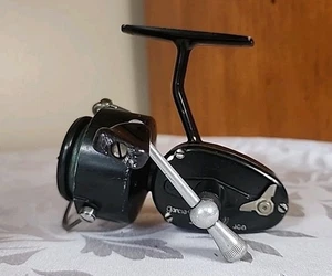 Vintage Discontinued Garcia Mitchell 300 Spinn Angelrolle Frankreich - Bild 1 von 8