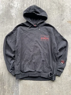 Quicksilver X Netflix Stranger Things Suéter Sudadera con Capucha Adulto Mediano Negro Rojo LEER Foto 1 de 4