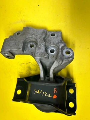 Nissan Rogue SDN 2012 lado derecho motor montaje OEM Foto 1 de 4