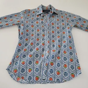 David Smith Australia Long Sleeve Geometric Strawberry AOP Size M Flip Cuff EUC - Picture 1 of 10