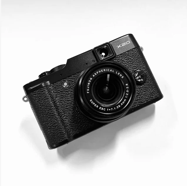 Fujifilm Fuji X Series X20 12.0MP 4x Optical Zoom Digital Camera Black - Image 1 of 4