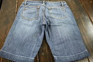Banana Republic Women's Stretch 4 (30W,11L,7"Rise,36"Hips) Denim Shorts #B237 - Picture 1 of 3