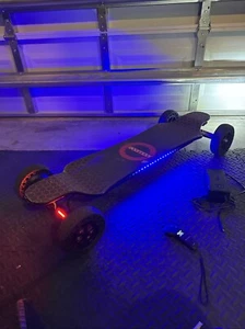 Ecomobl ET 2WD 2-1 Electric Skateboard - Picture 1 of 7