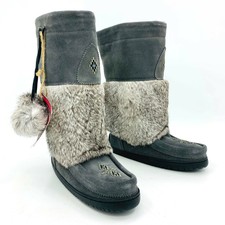Manitobah Mukluks Charcoal Gray Rabbit Fur and Leather Winter Boots Womens Sz 8