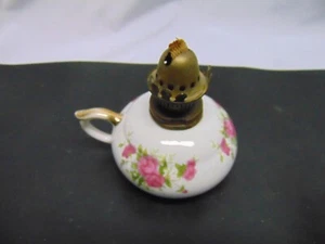Vintage Norcrest Ceramic Oil Lamp white with rose flower design gold trim handle - Picture 1 of 6