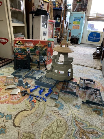 Jurassic Park Kenner 1993 Electronic Command Compound Center Jungle Explorer Lot Cover