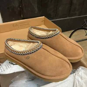 UGG Tasman Slippers Women's Size 6 TO 11, 5955-CHE (Chestnut) 100% Authentic New - Picture 1 of 3