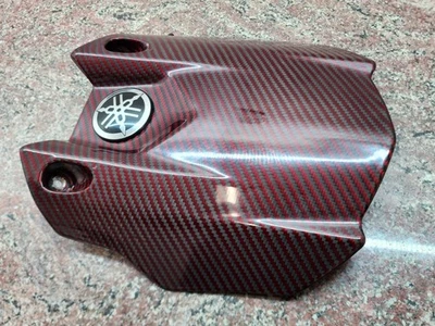 Guardabarros trasero Yamaha YZF-R1 R1M 2015-2025 fibra de carbono guardabarros rojo Foto 1 de 4
