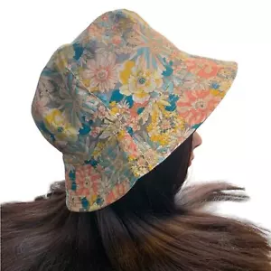 Boutique Hecho a Mano Coqueto Femenino Floral Multicolor OSFM Sombrero Cubo Playa - Imagen 1 de 7