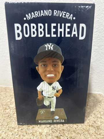 MARIANO RIVERA YANKEES SGA 2014 SPRING TRAINING BOBBLEHEAD Cover