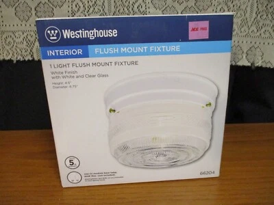 Westinghouse Interior Flush Mount Light Fixture White Finish w White/Clear Glass - Imagem 1 de 4