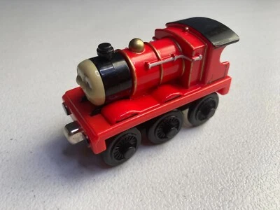 Thomas & Friends Diecast Train James Magnetic Learning Curve 2004  - Image 1 of 4