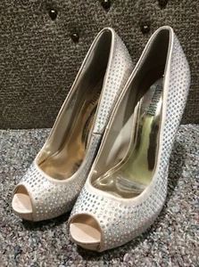 JENNIFER LOPEZ champagne Rhinestone stiletto High Heel Shoe US 7 iridescent - Picture 1 of 13