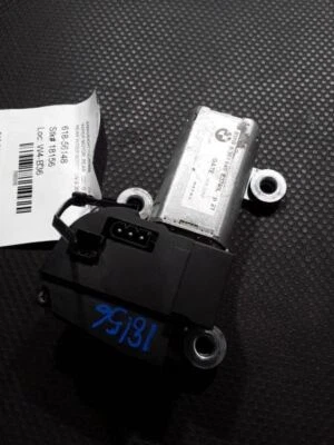 01 02 03 MOTOR LIMPIAPARABRISAS TRASERO BMW 525I SW 8 361 640 Foto 1 de 4