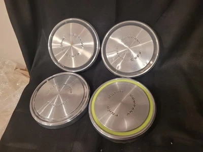  1968 1970 1979 FORD MUSTANG TORINO F100 TRUCK DOG DISH POVERTY HUBCAPS 10 1/2" — 第 1/4 张图片