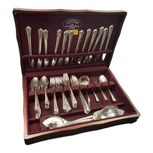Posate vintage International Silver Co. Mountain Rose 73 pezzi con custodia set 5 pezzi x12 - Foto 1 di 24