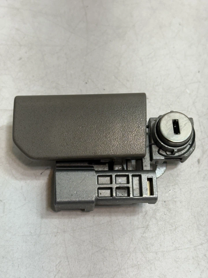 Guantera Honda Pilot 2009-2015 caja de guantes pestillo bloqueo mango OEM gris claro Foto 1 de 4