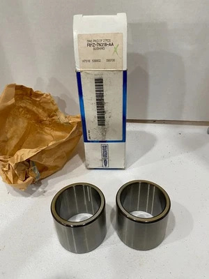 Par de 2 buchas de transmissão NOS 2005-2010 Ford F250 F350 Super Duty 6 velocidades - Imagem 1 de 4