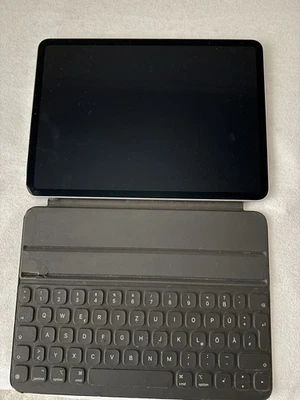 Apple iPad Pro 1. Gen 64GB, Wi-Fi, 11 Zoll - Silber - Bild 1 von 4