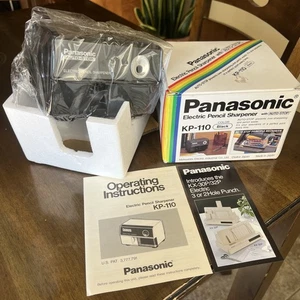 Sacapuntas eléctrico Panasonic negro vintage con parada automática modelo KP-110 NUEVO - Imagen 1 de 7