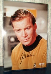Foto autografiada de William Shatner 10x15. Star Trek - Imagen 1 de 2