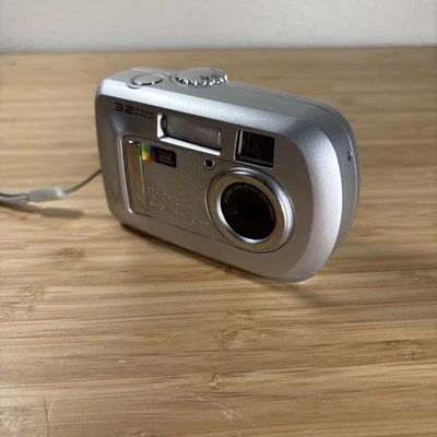 Kodak EasyShare CX7300 3.2MP Silver Digital Camera - Tested & Working - Image 1 of 4