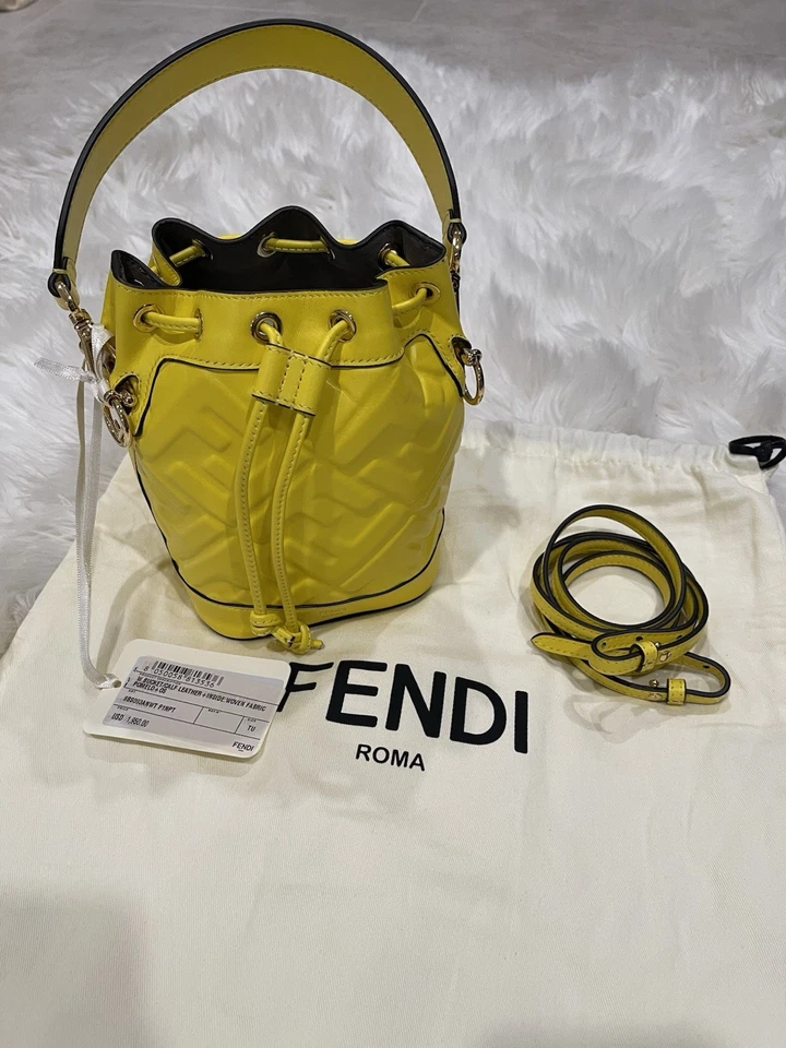 Nuevo con etiquetas Bolso Cubo Fendi Mon Tresor Cuero Mini con Motivo FF Amarillo Rojo Naranja Verano Foto 1 de 4