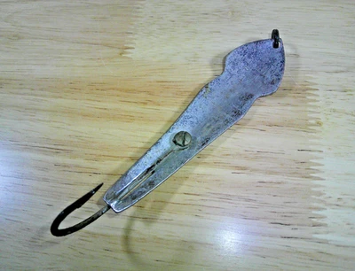 Винтажная серебряная 4-дюймовая металлическая приманка для окуня Tony Accetta Pet 17 - Изображение 1 из 4